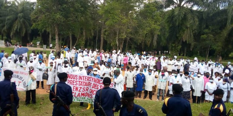 RDC – Beni : Le personnel soignant d’Oicha passe de la grève sèche à la grève administrative