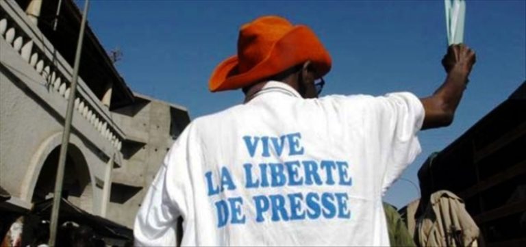 RDC : 116 cas d’atteintes à la liberté de presse documentés en une année par JED et plaide pour la dépénalisation des délits de presse