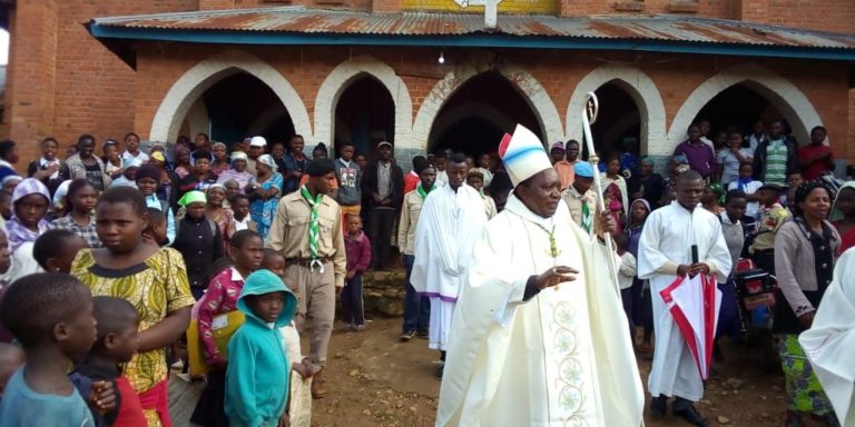 RDC – Massacres à Beni :”Il ne faut pas prendre des armes”(Mgr Sikuli Melchisédech)